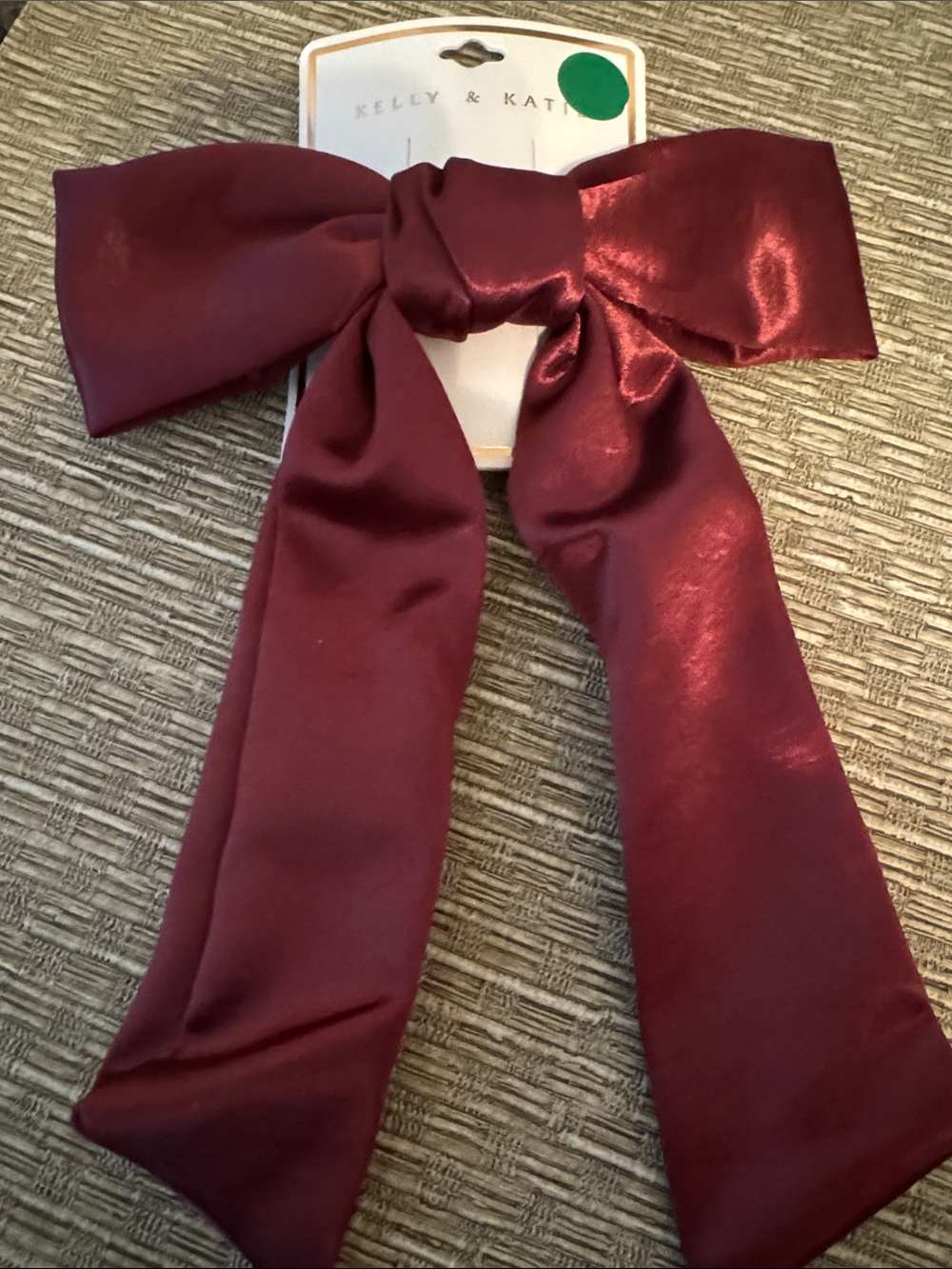 Kelly & Katie Satin Burgundy Bow Hair Clip ⭐️⭐️⭐️ Brand NEW ⭐️⭐️⭐️